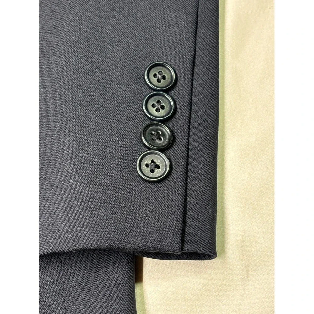 Brooks Brothers exude confidence